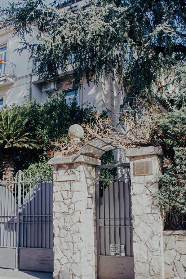 Casa Sava Bed and Breakfast San Pietro  Exteriör bild